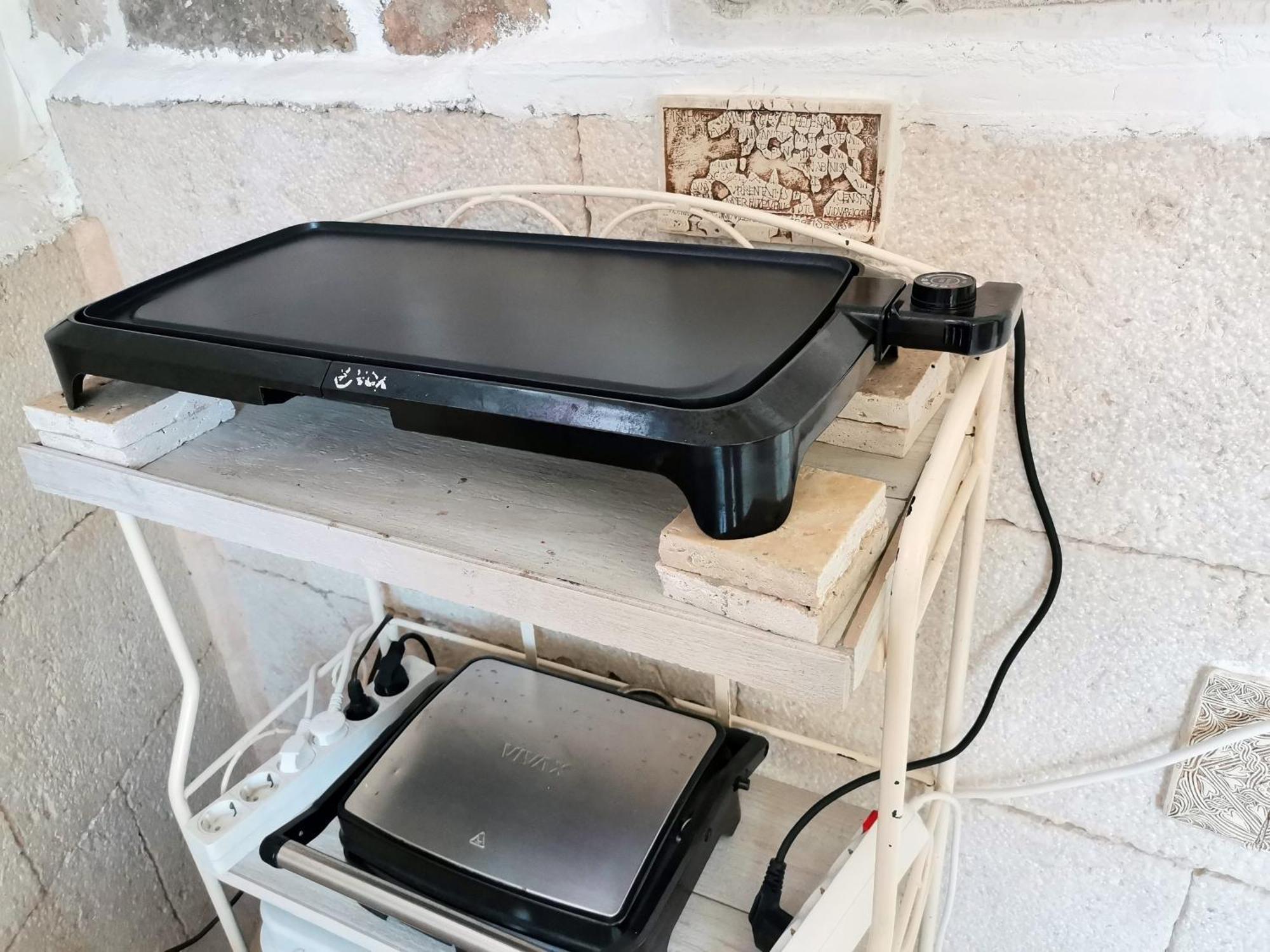ילסה Apartment Alena With Terrace And Garden Center Jelsa מראה חיצוני תמונה